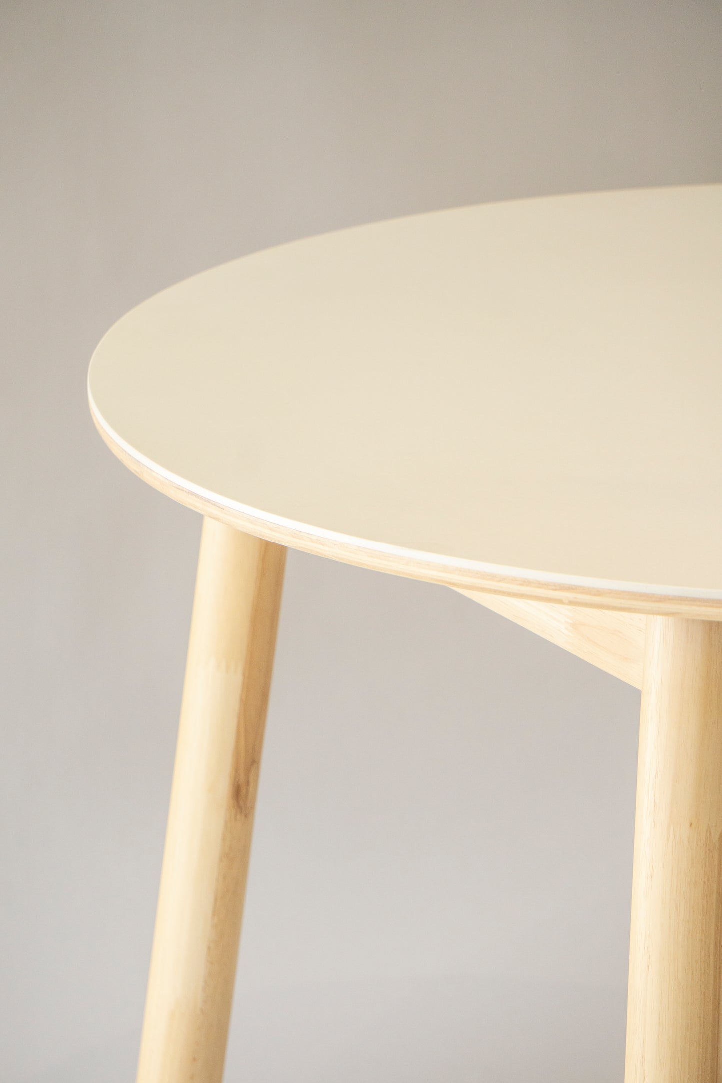 Plong Table